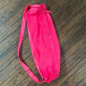Lululemon yoga mat bag